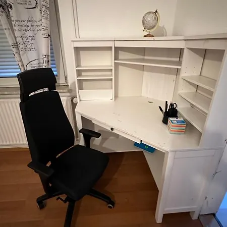 Apartamento For Rent 02 *